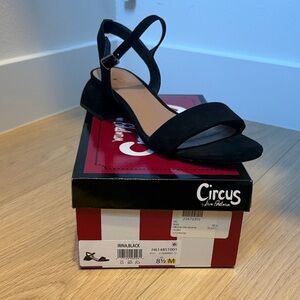 Circus by Sam Edelman Black Ankle-Strap Low Block Heel Sandals